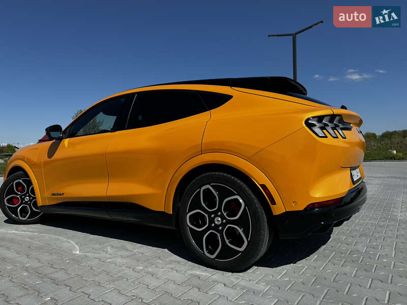 Позашляховик / Кросовер Ford Mustang Mach-E 2022 в Богородчанах
