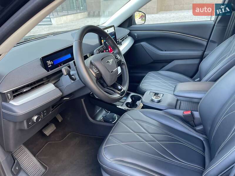 Внедорожник / Кроссовер Ford Mustang Mach-E 2021 в Киеве