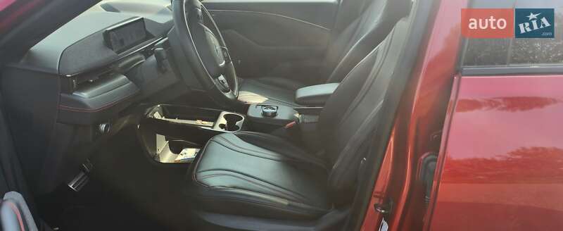 Позашляховик / Кросовер Ford Mustang Mach-E 2021 в Львові