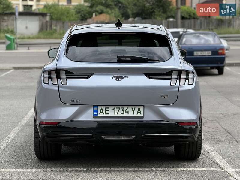 Позашляховик / Кросовер Ford Mustang Mach-E 2022 в Дніпрі
