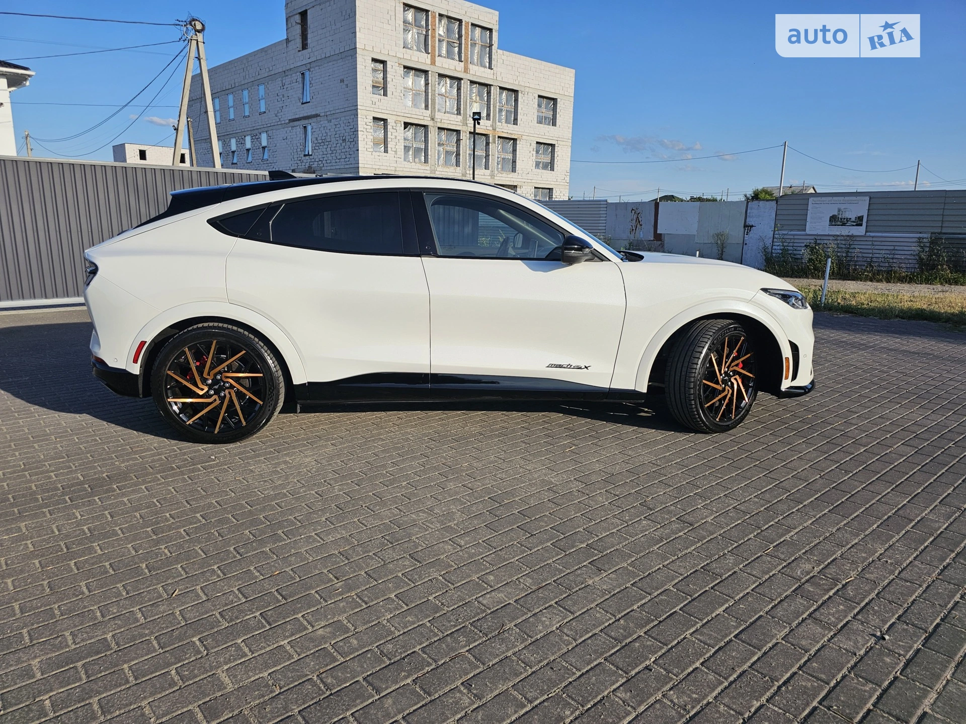 2023 Ford Mustang Mach-E - мініатюра 16