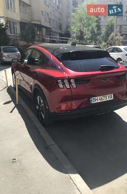 Внедорожник / Кроссовер Ford Mustang Mach-E 2021 в 