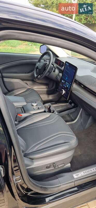 Внедорожник / Кроссовер Ford Mustang Mach-E 2023 в Киеве