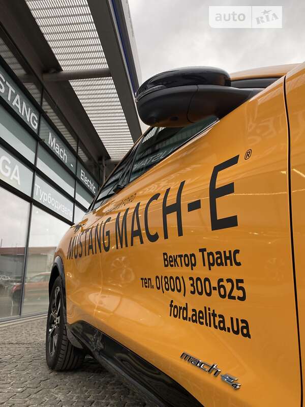 Позашляховик / Кросовер Ford Mustang Mach-E 2023 в Дніпрі