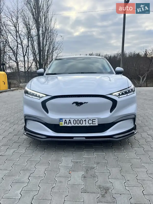 Внедорожник / Кроссовер Ford Mustang Mach-E 2021 в 
