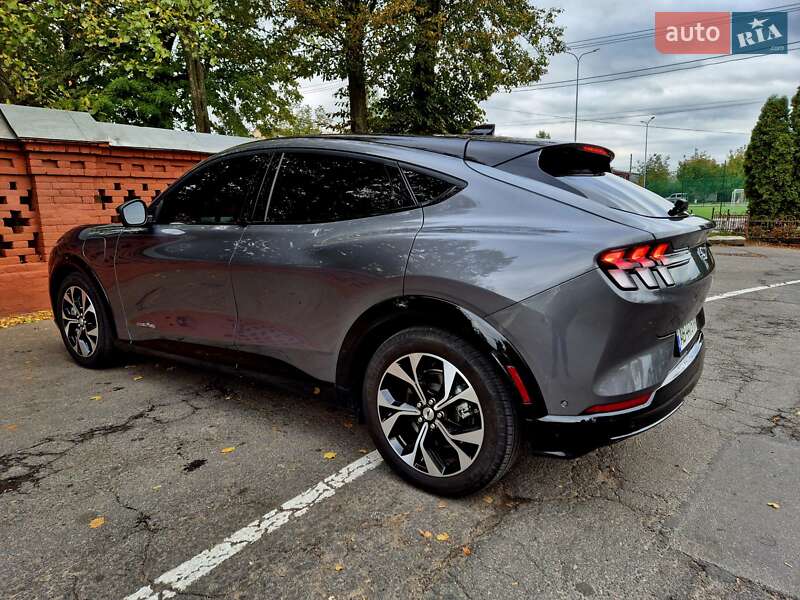 Позашляховик / Кросовер Ford Mustang Mach-E 2022 в Вінниці