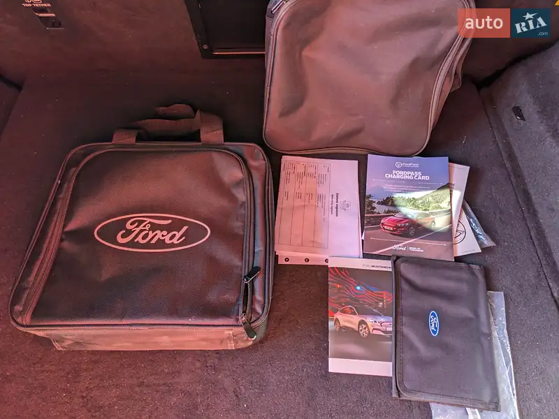 Позашляховик / Кросовер Ford Mustang Mach-E 2021 в Рівному документ