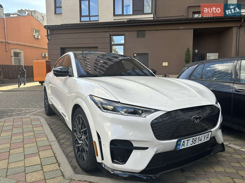 Позашляховик / Кросовер Ford Mustang Mach-E 2022 в Івано-Франківську