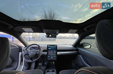 Внедорожник / Кроссовер Ford Mustang Mach-E 2023 в 