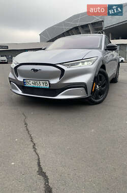 Позашляховик / Кросовер Ford Mustang Mach-E 2021 в 