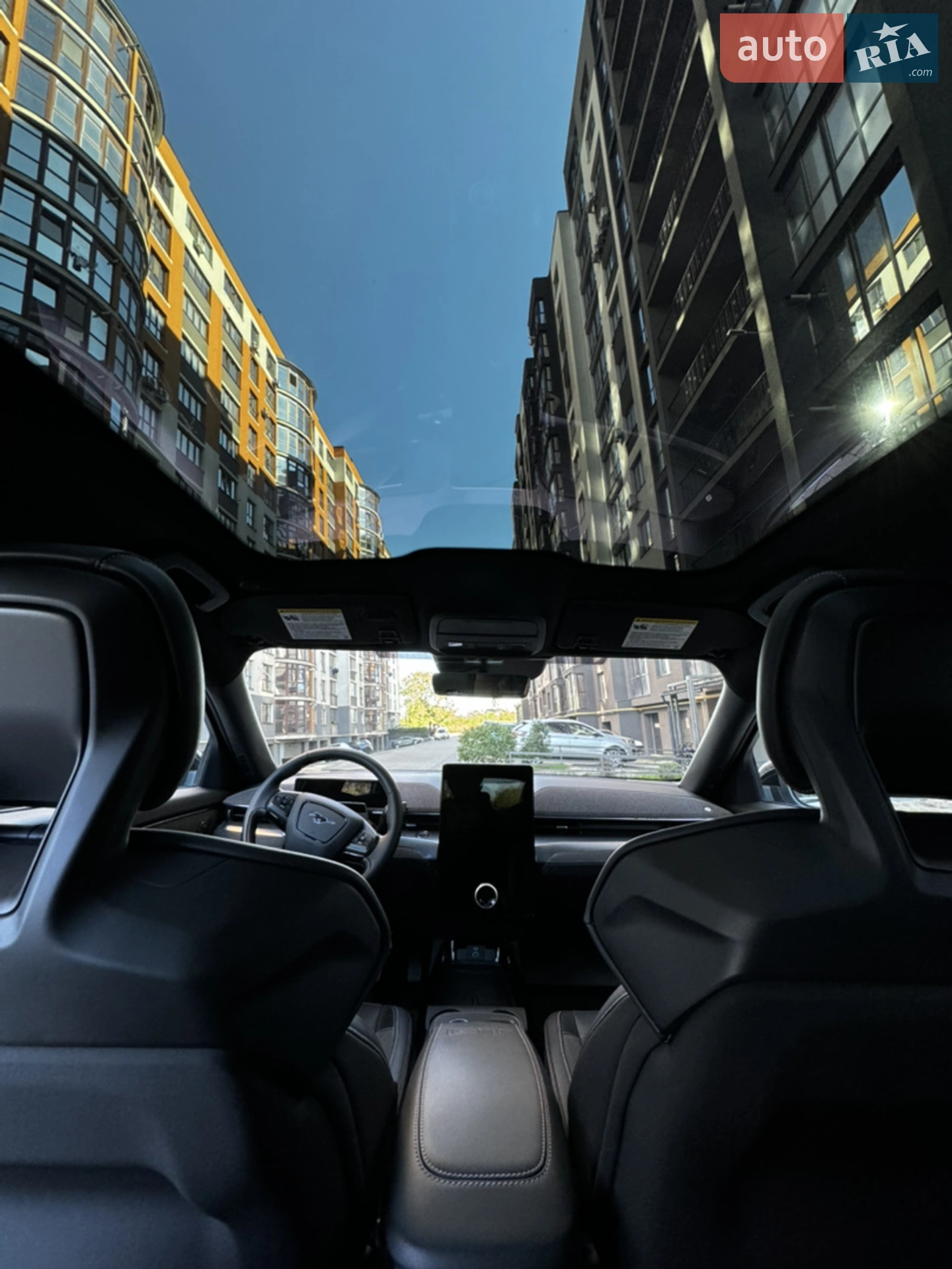 2022 Ford Mustang Mach-E - мініатюра 14