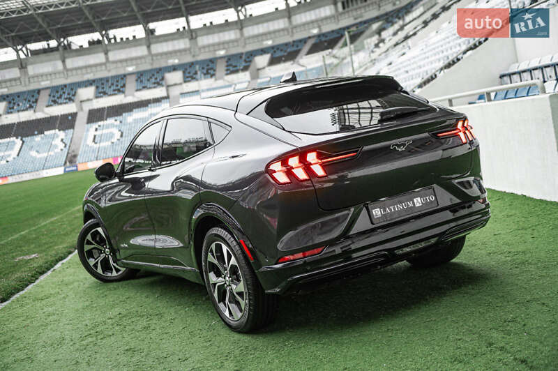 Позашляховик / Кросовер Ford Mustang Mach-E 2022 в Одесі