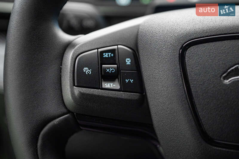 Позашляховик / Кросовер Ford Mustang Mach-E 2022 в Одесі