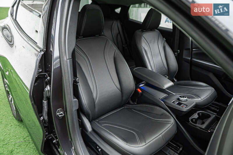 Позашляховик / Кросовер Ford Mustang Mach-E 2022 в Одесі