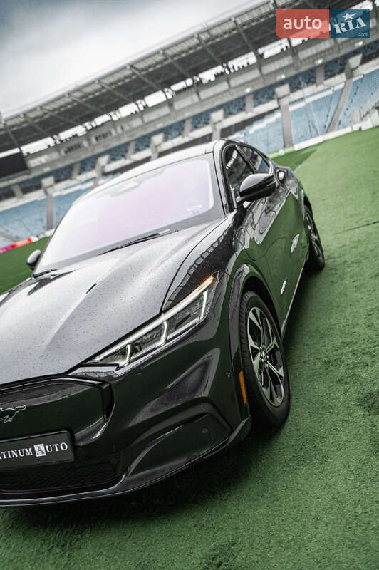Позашляховик / Кросовер Ford Mustang Mach-E 2022 в Одесі