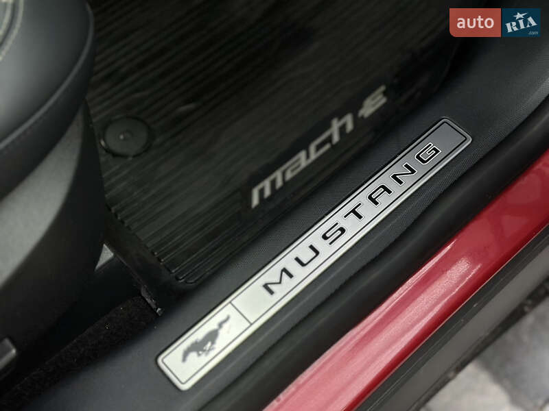 Внедорожник / Кроссовер Ford Mustang Mach-E 2023 в 
