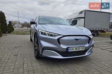 Позашляховик / Кросовер Ford Mustang Mach-E 2022 в 