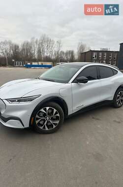 Позашляховик / Кросовер Ford Mustang Mach-E 2022 в 