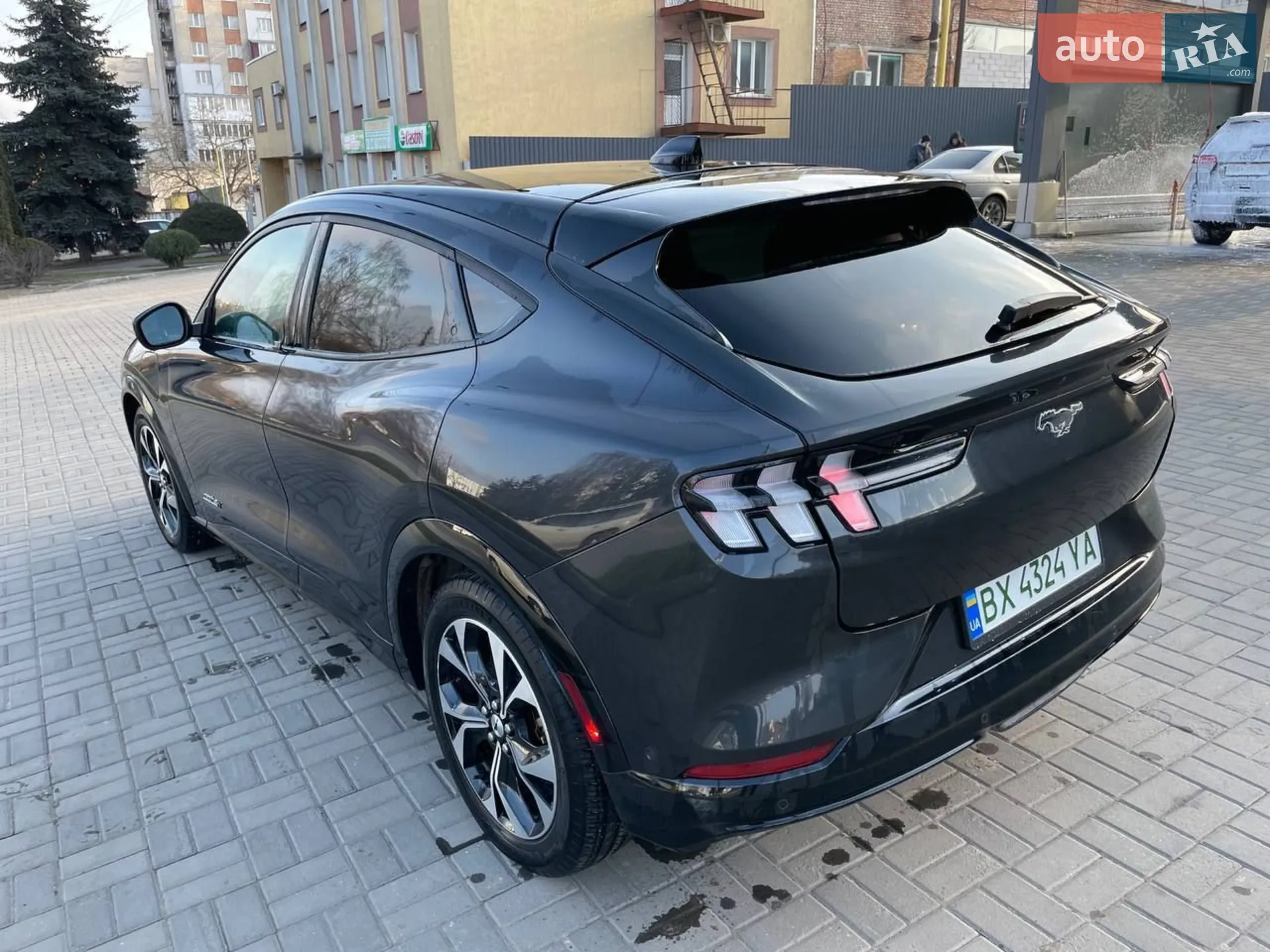 2021 Ford Mustang Mach-E - мініатюра 5