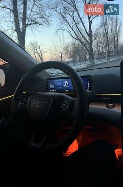 Позашляховик / Кросовер Ford Mustang Mach-E 2022 в 