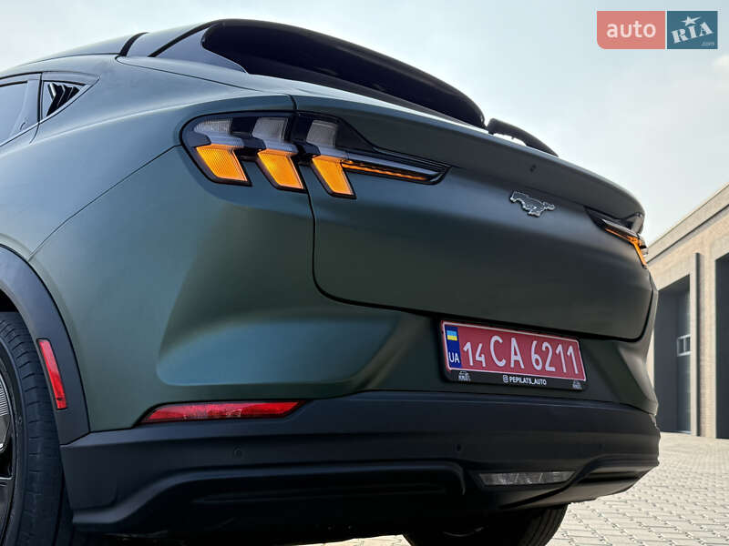 Внедорожник / Кроссовер Ford Mustang Mach-E 2021 в Черновцах