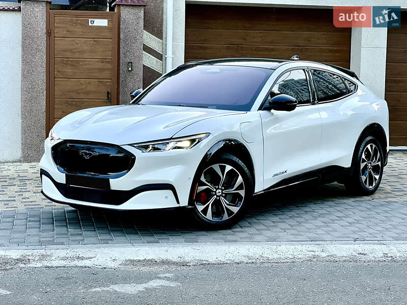 Внедорожник / Кроссовер Ford Mustang Mach-E 2020 в 