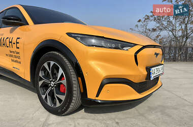 Внедорожник / Кроссовер Ford Mustang Mach-E 2023 в 