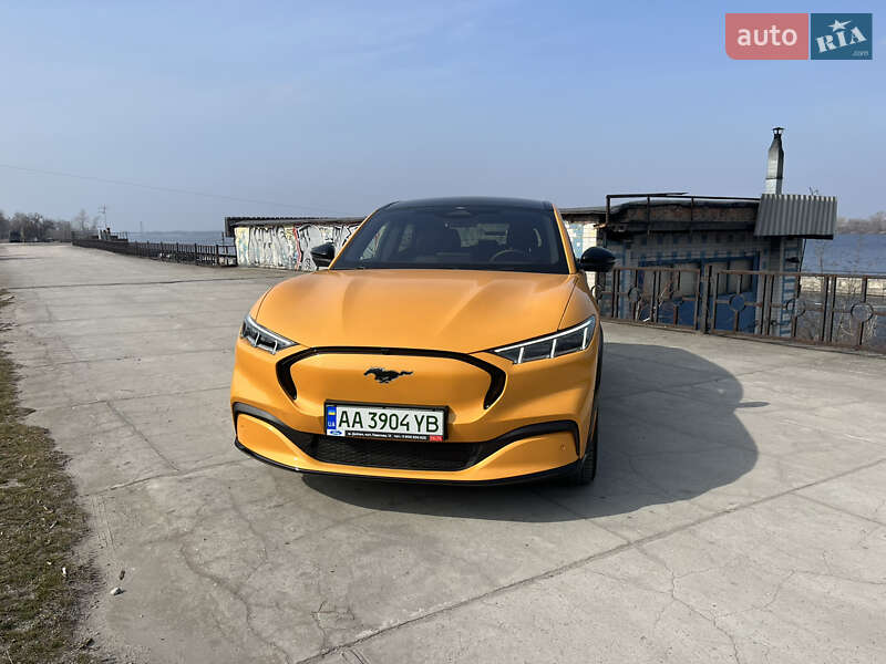 Позашляховик / Кросовер Ford Mustang Mach-E 2023 в Дніпрі
