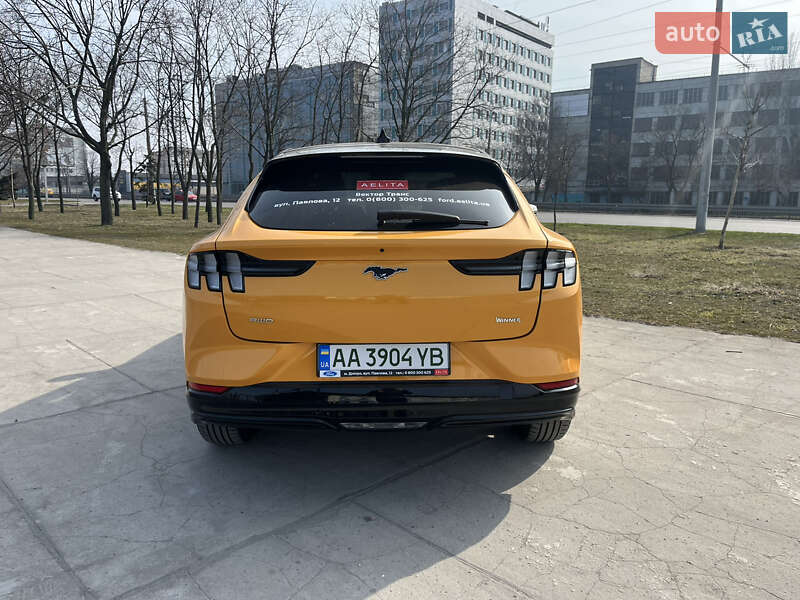 Позашляховик / Кросовер Ford Mustang Mach-E 2023 в Дніпрі