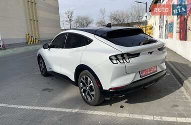 Внедорожник / Кроссовер Ford Mustang Mach-E 2022 в 