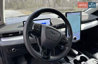 Позашляховик / Кросовер Ford Mustang Mach-E 2022 в 