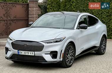Внедорожник / Кроссовер Ford Mustang Mach-E 2022 в 