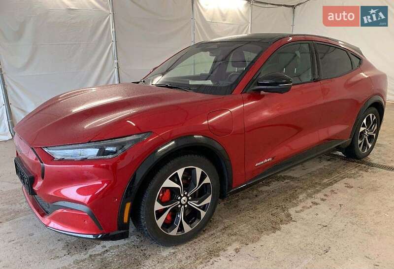 Внедорожник / Кроссовер Ford Mustang Mach-E 2021 в 