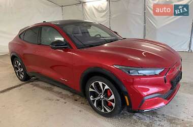 Внедорожник / Кроссовер Ford Mustang Mach-E 2021 в 