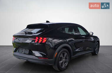 Позашляховик / Кросовер Ford Mustang Mach-E 2021 в 