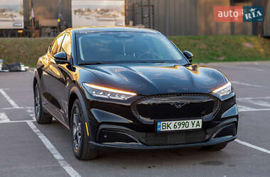 Внедорожник / Кроссовер Ford Mustang Mach-E 2022 в 