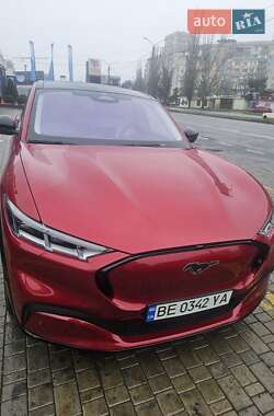Внедорожник / Кроссовер Ford Mustang Mach-E 2021 в 