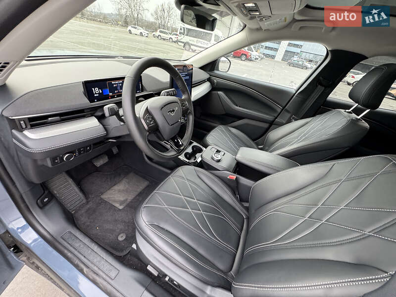 Внедорожник / Кроссовер Ford Mustang Mach-E 2022 в Киеве