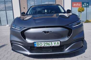 Позашляховик / Кросовер Ford Mustang Mach-E 2021 в 