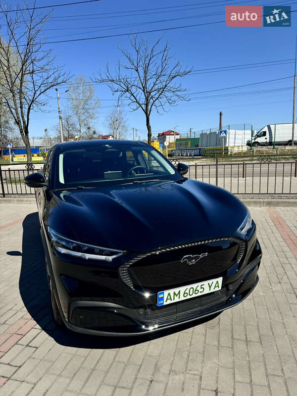 Позашляховик / Кросовер Ford Mustang Mach-E 2021 в Житомирі