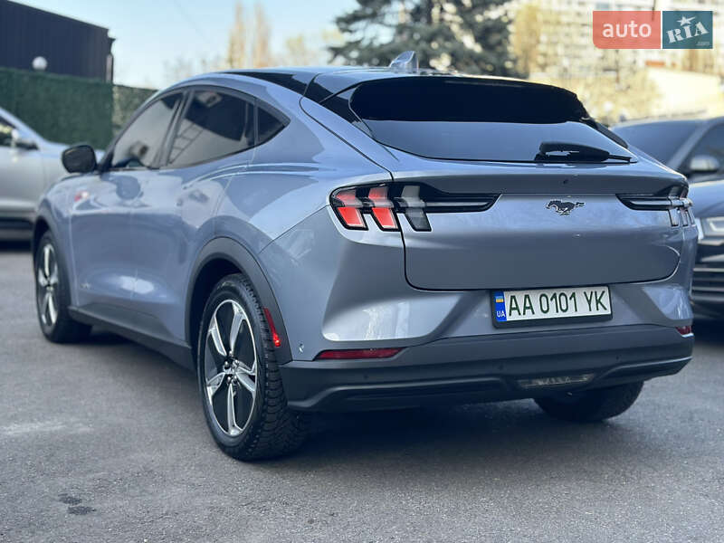 Позашляховик / Кросовер Ford Mustang Mach-E 2022 в Києві