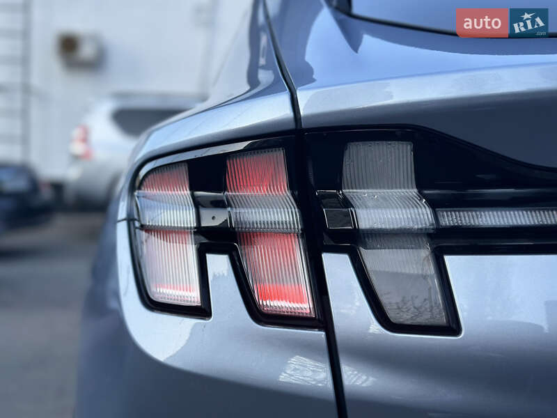 Позашляховик / Кросовер Ford Mustang Mach-E 2022 в Києві