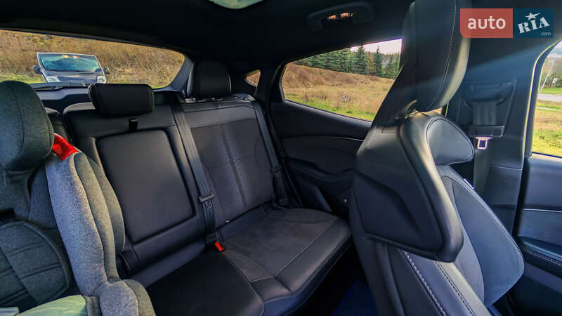 Позашляховик / Кросовер Ford Mustang Mach-E 2022 в Тернополі