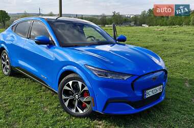 Внедорожник / Кроссовер Ford Mustang Mach-E 2021 в 