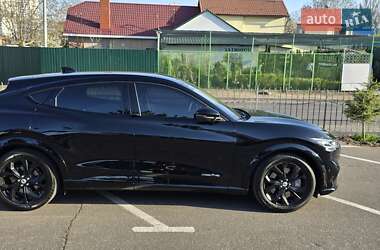Внедорожник / Кроссовер Ford Mustang Mach-E 2021 в 