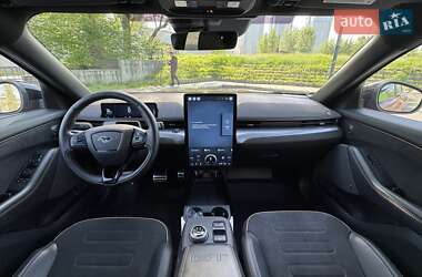 Внедорожник / Кроссовер Ford Mustang Mach-E 2022 в 