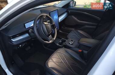 Внедорожник / Кроссовер Ford Mustang Mach-E 2022 в 