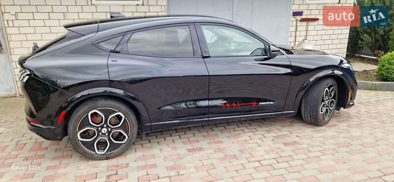 Позашляховик / Кросовер Ford Mustang Mach-E 2022 в Харкові