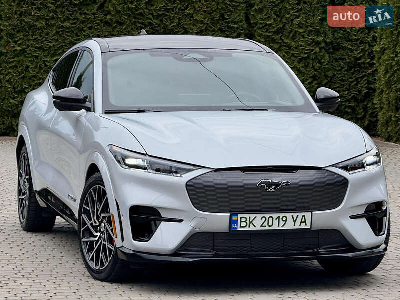 Внедорожник / Кроссовер Ford Mustang Mach-E 2022 в 
