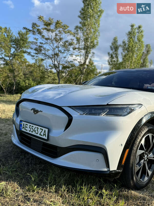 Внедорожник / Кроссовер Ford Mustang Mach-E 2023 в Каменском фото 3 Внедорожник / Кроссовер Ford Mustang Mach-E 2023 в Каменском